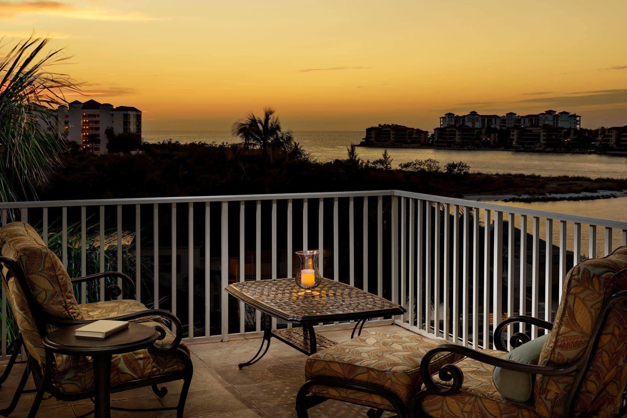 Olde Marco Island Inn And Suites Eksteriør billede